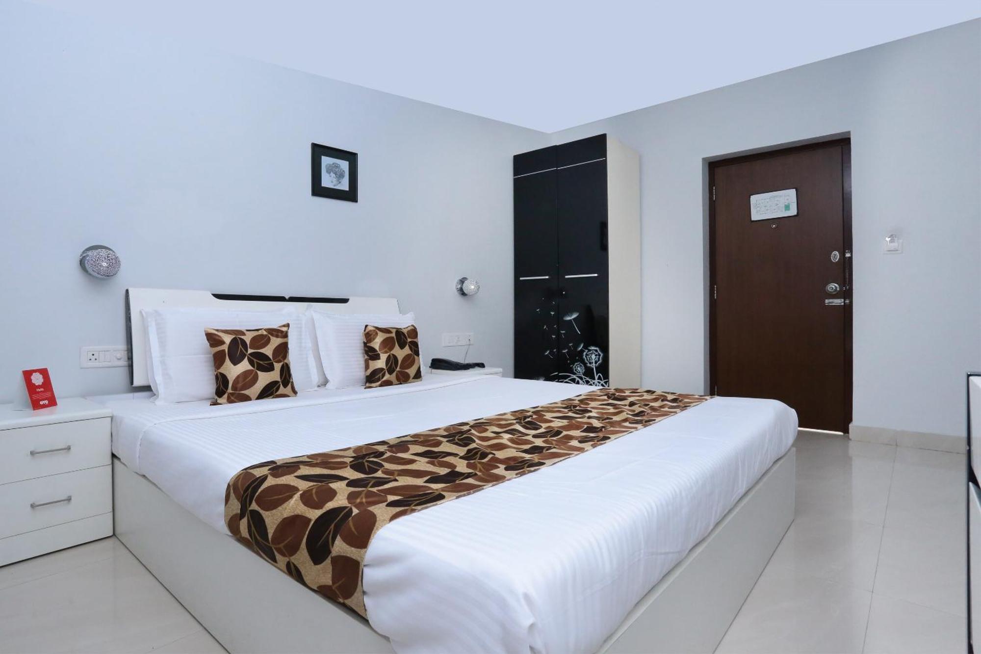 Hotel Super Townhouse Malabar Illam Kochi Exterior foto